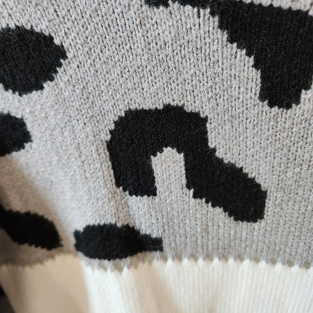Cozy Leopard Striped Colorblock Knit Crewneck Sweater Pink Size L & XL - Picture 3 of 8